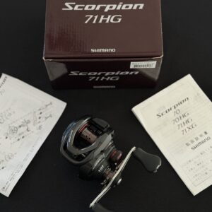 Shimano Scorpion 71HG (esquerda)