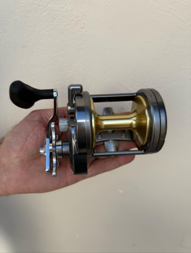 CARRETILHA SHIMANO TORIUM 30