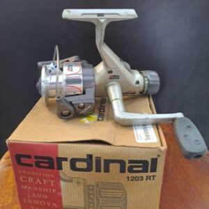 Molinete Abu Garcia Cardinal 1203RT