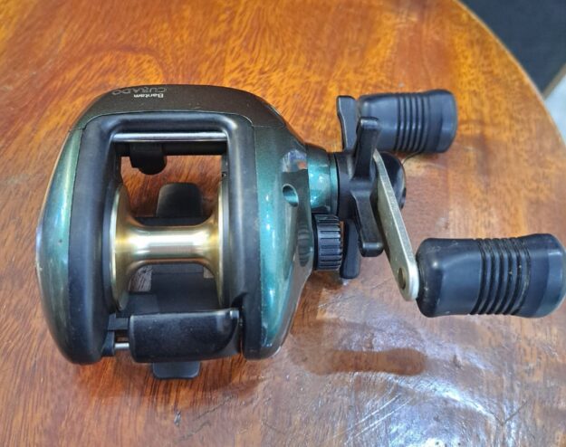Carretilha Shimano Curado Bantam (Direita)
